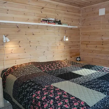 Three-bedroom Holiday In